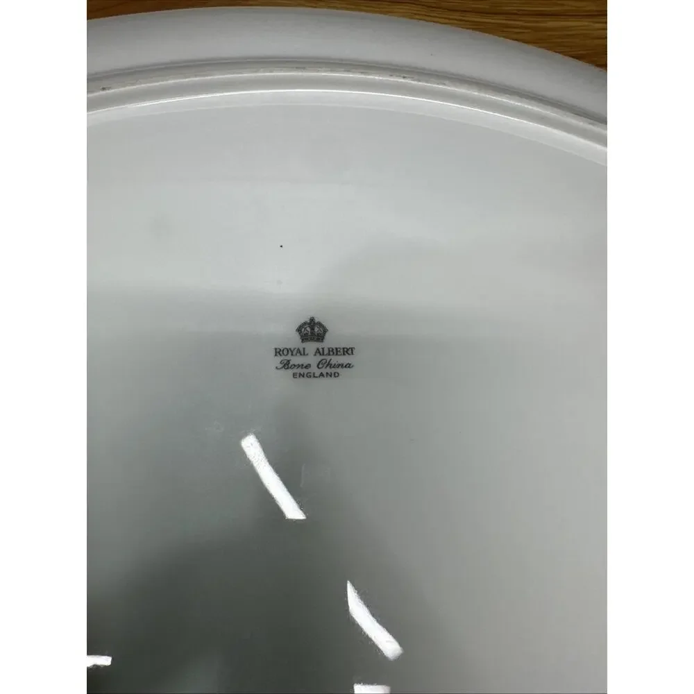Royal Albert good used